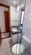Banheiro da suíte, apartamento Mondrian em Águas Claras